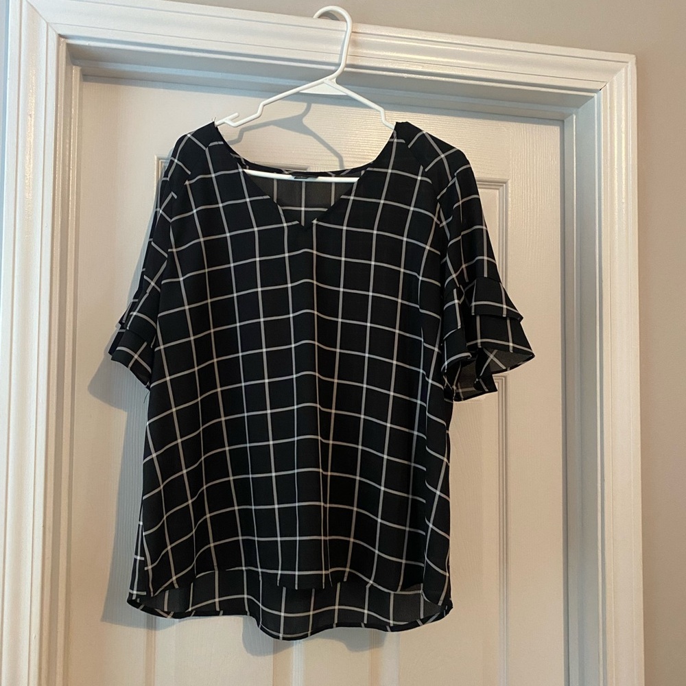 Worthington Black Windowpane Short Sleeve Blouse